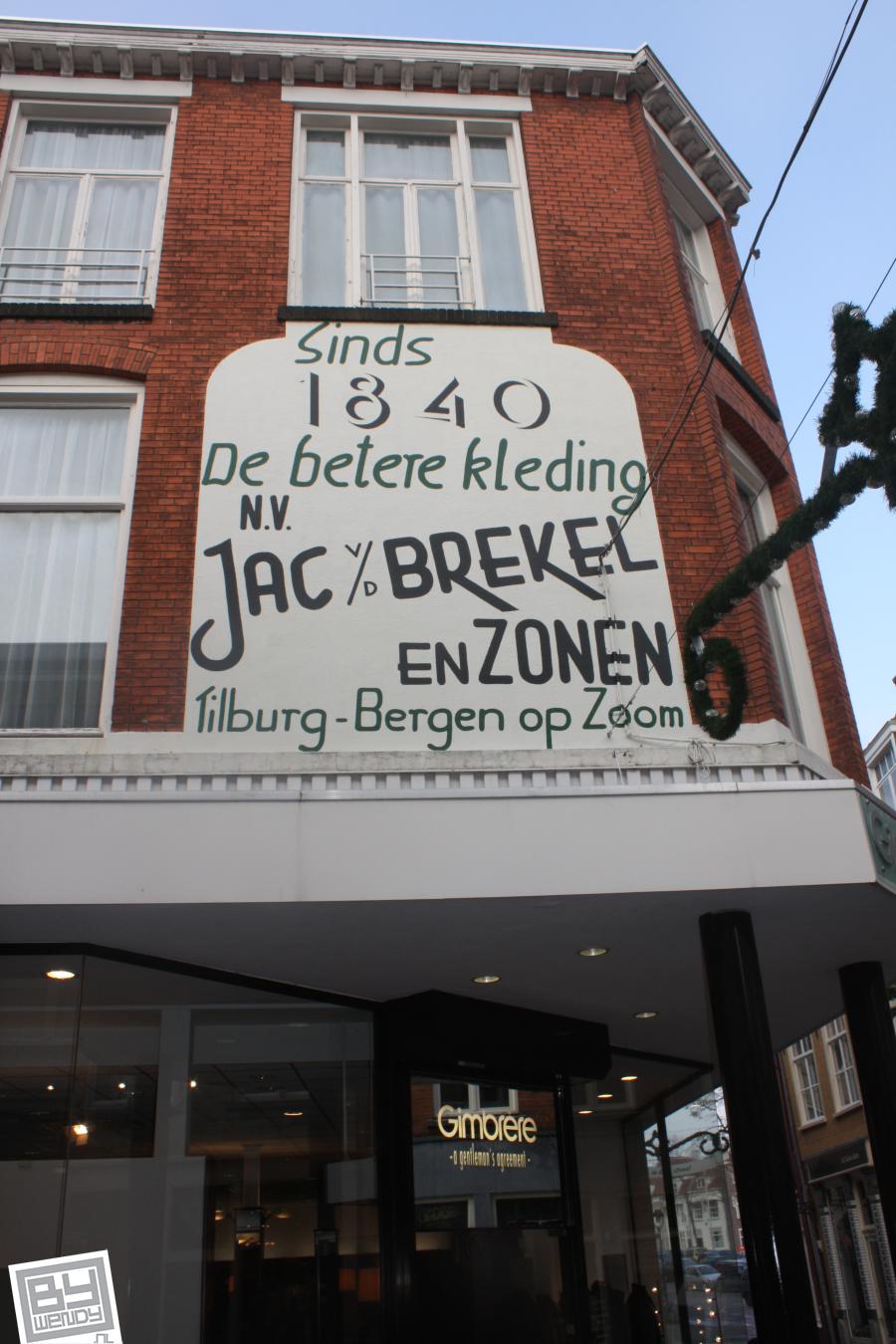 Gevelreclame restauratie Jac van den Brekel 
